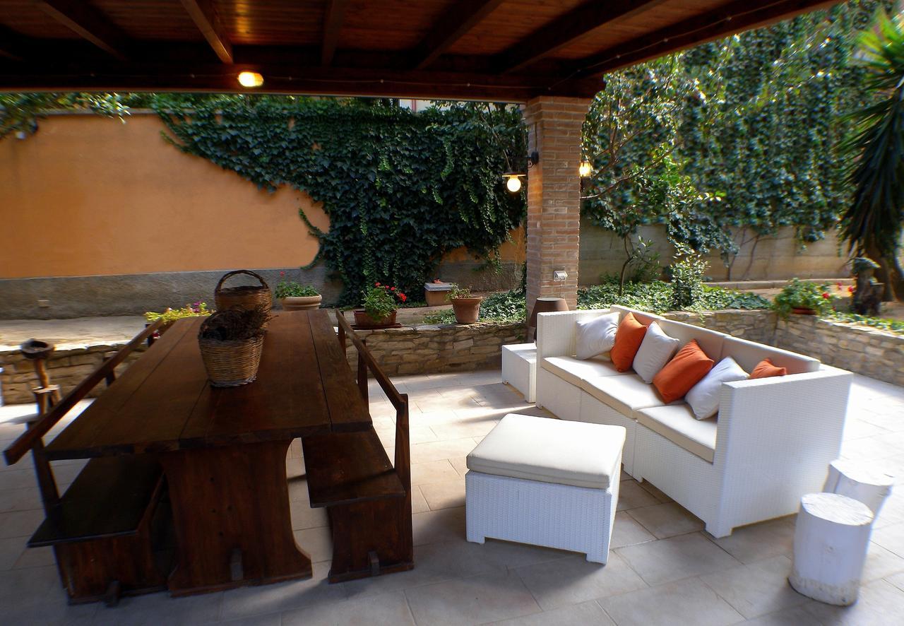 Bb Doliahouse Bed & Breakfast Dolianova Bagian luar foto