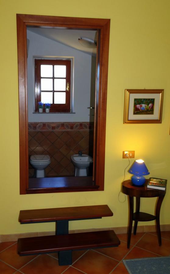 Bb Doliahouse Bed & Breakfast Dolianova Ruang foto